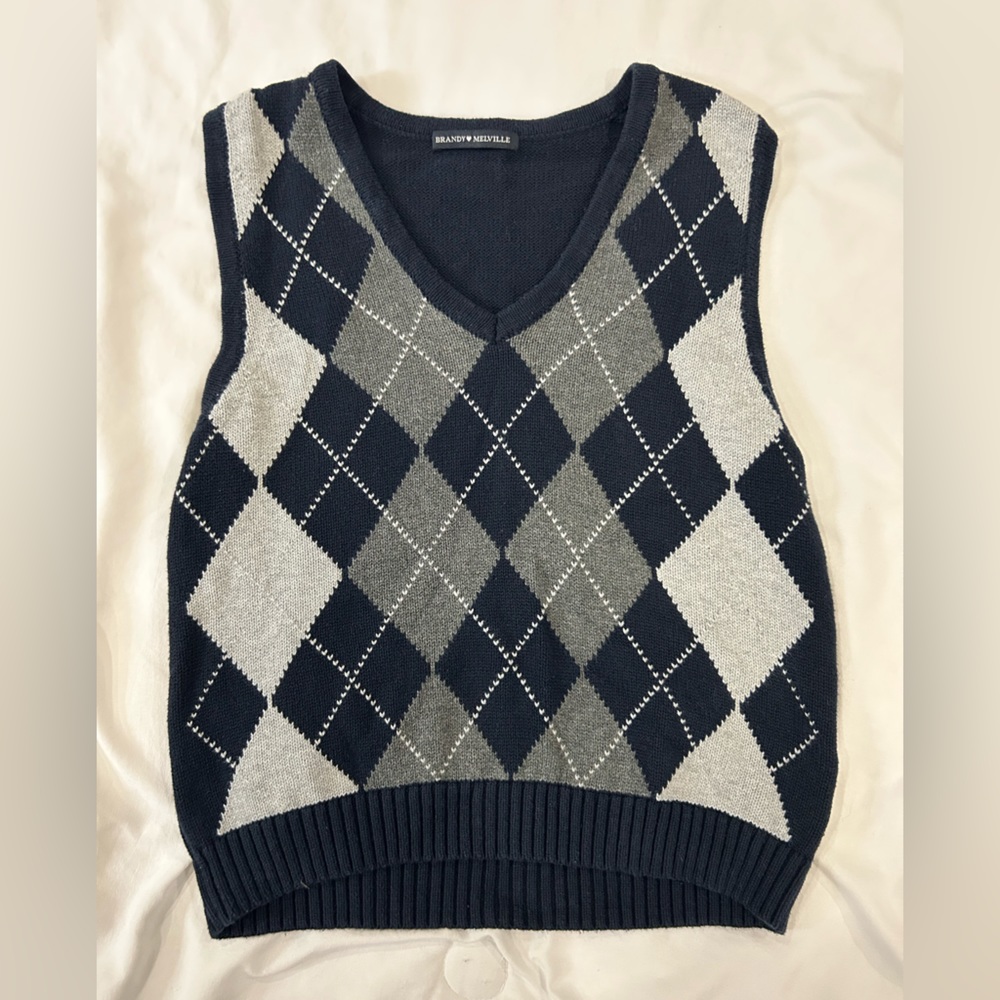 Brandi Melville vest
